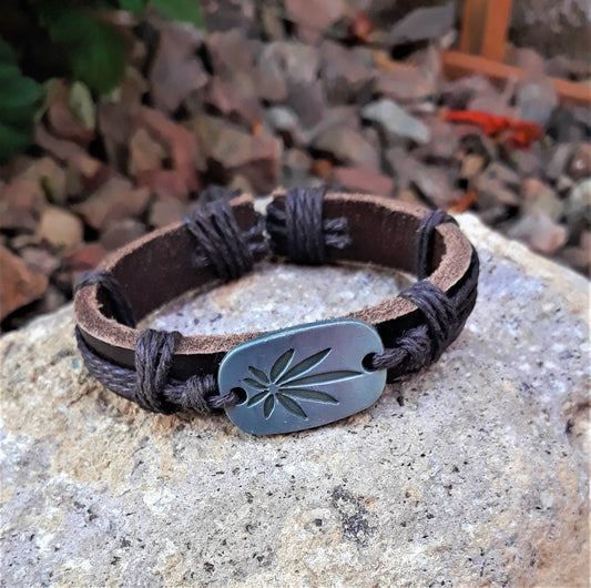 Silvertone Leaf Leather Adjustable Bracelet - Palo Verde Jewels